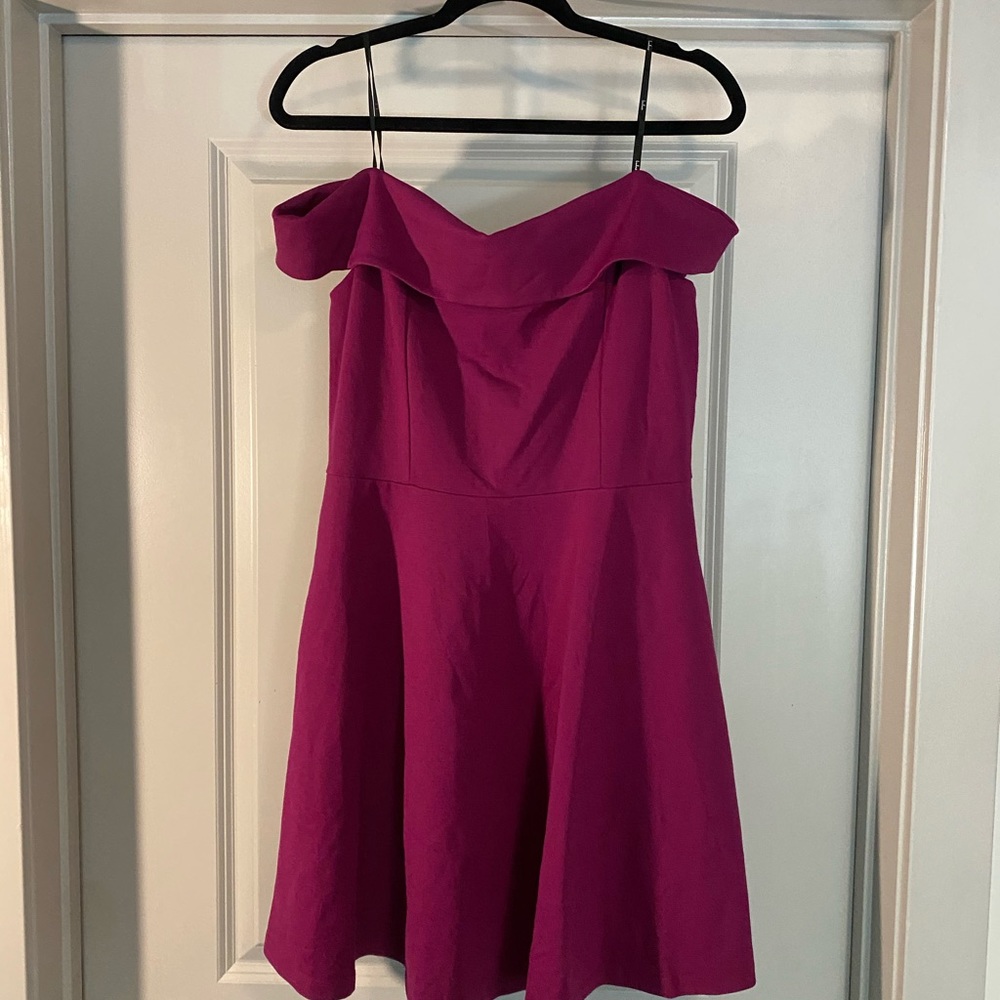 Cute dress!